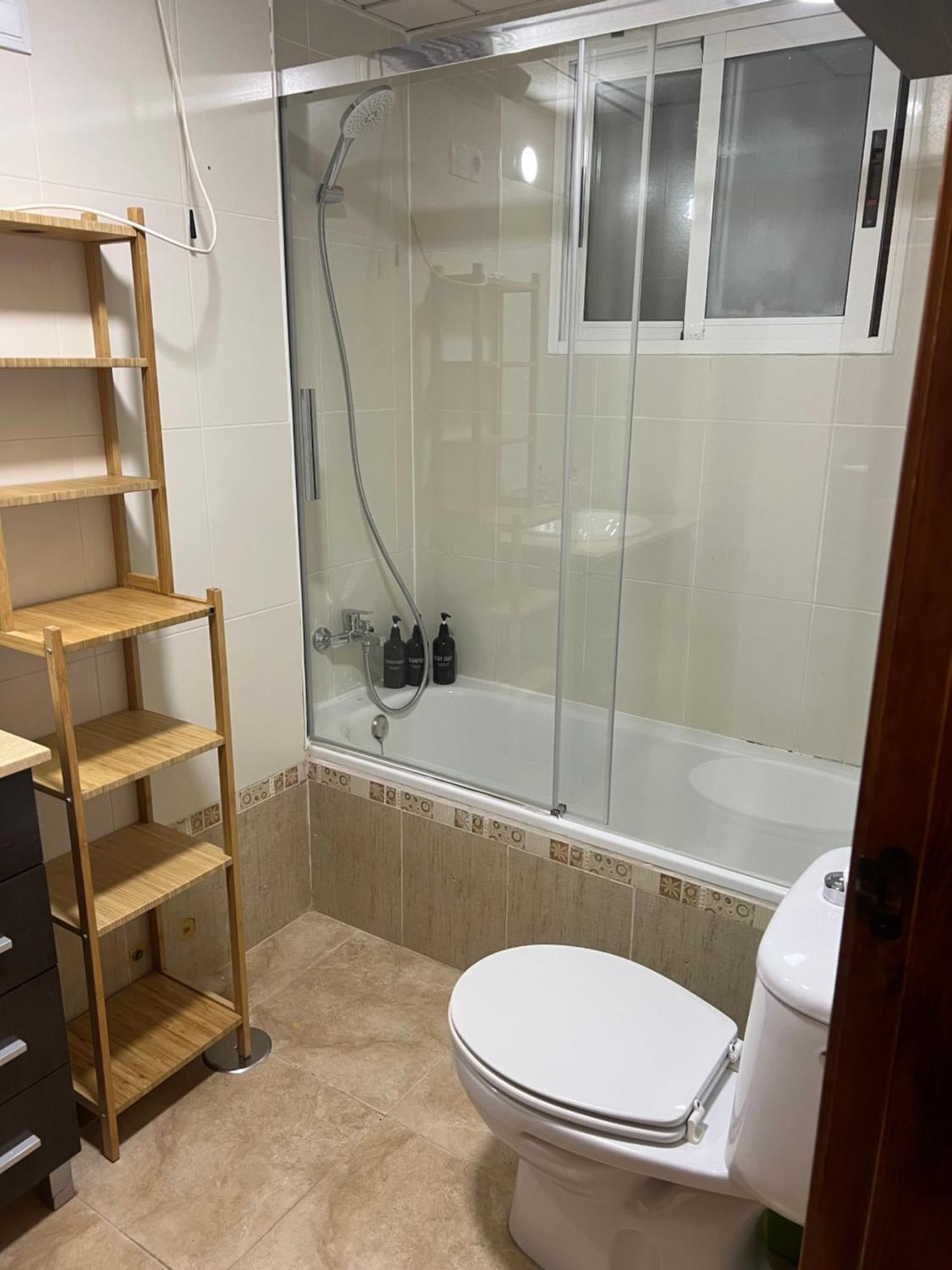 Piso Con Ac, Piscina Y Pista De Padel Y Tenis En อากีลัส ภายนอก รูปภาพ